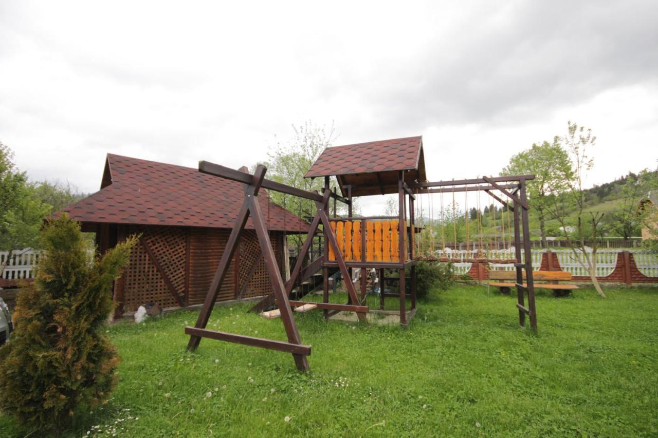Villa Гніздо Беркута à Tukhlya Extérieur photo