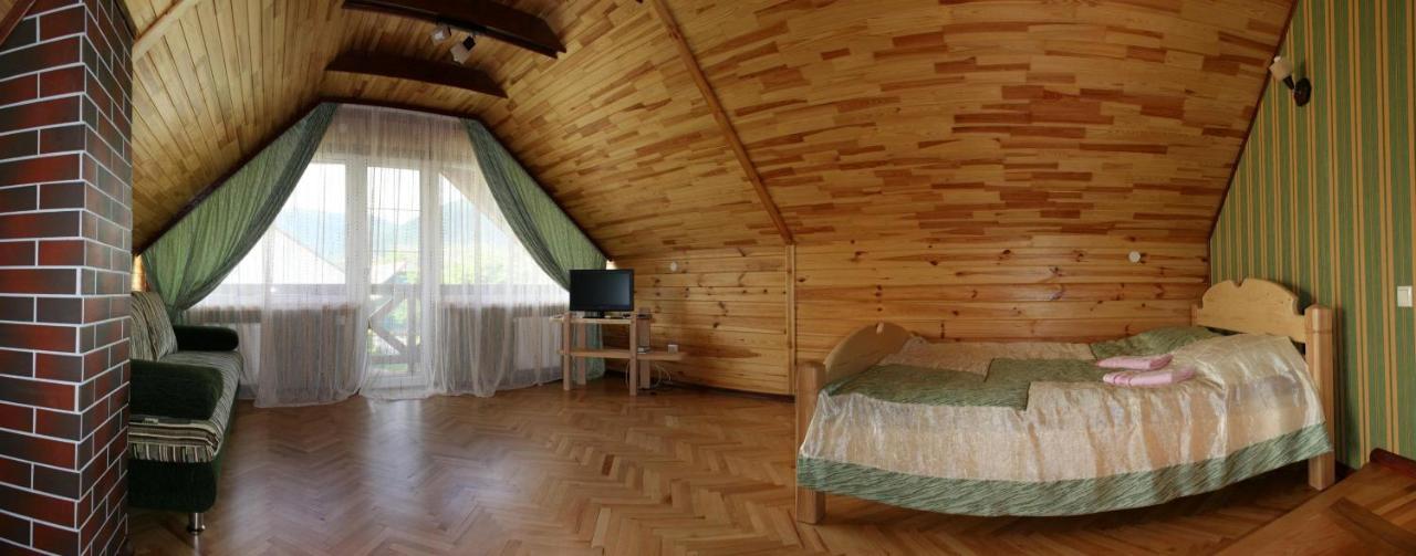 Villa Гніздо Беркута à Tukhlya Extérieur photo